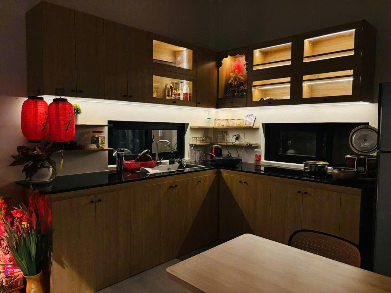 Nguyen Tan Homestay Near Beach Bbq Free My Tan 닌하이 외부 사진